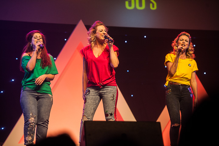 Musical zingt 90's @ theater Elckerlyc, picture 10, photographed by Goele Bormans - FrontView Magazine