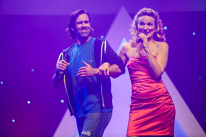 Musical zingt 90's @ theater Elckerlyc, picture 34, photographed by Goele Bormans - FrontView Magazine