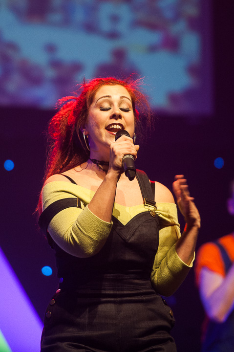Musical zingt 90's @ theater Elckerlyc, picture 41, photographed by Goele Bormans - FrontView Magazine