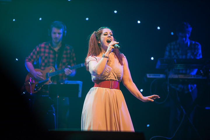 Musical zingt 90's @ theater Elckerlyc, picture 76, photographed by Goele Bormans - FrontView Magazine