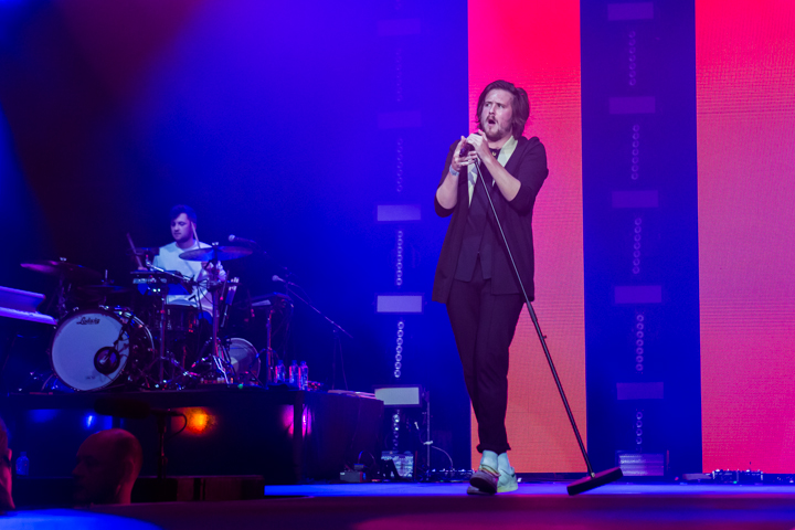 Bazart @ Lotto Arena, picture 8, photographed by Dieter  Boone - FrontView Magazine