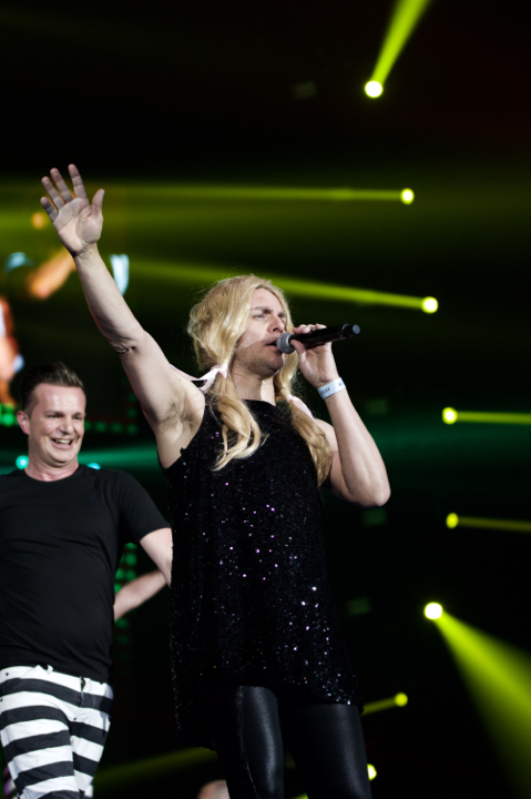MNM Back to the 90's & 00's 2017 @ Sportpaleis, picture 13, photographed by Bart Baevegems - FrontView Magazine