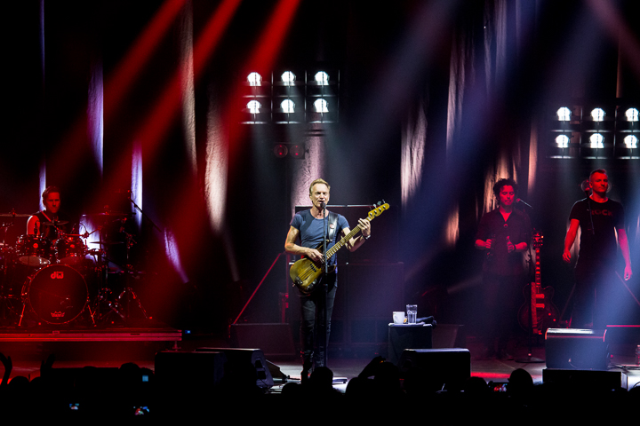 Sting @ Vorst Nationaal, picture 8, photographed by Dorien Goetschalckx - FrontView Magazine