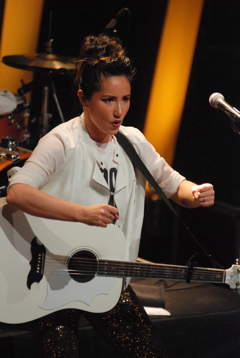 KT Tunstall @ Zermatt Unplugged 2017, picture 12, photographed by Peter Minnebo - FrontView Magazine