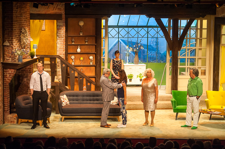 Heur huis is onzen thuis @ echt Antwaarps teater, foto 69, foto's door Goele Bormans - FrontView Magazine