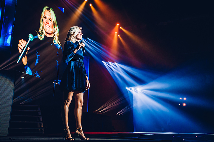 I love the 90's @ Ethias Arena, picture 31, photographed by Elke Briers - FrontView Magazine