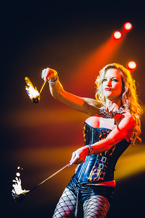 I love the 90's @ Ethias Arena, picture 49, photographed by Elke Briers - FrontView Magazine