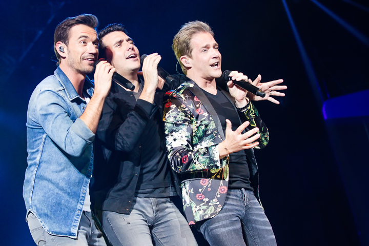 Das Grosse Schlagerfest mit KLUBBB3 @ Lotto Arena, picture 9, photographed by Dorien Goetschalckx - FrontView Magazine
