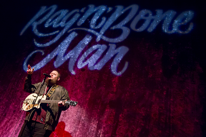 Rag'n'Bone Man @ Ancienne Belgique, picture 7, photographed by Dorien Goetschalckx - FrontView Magazine