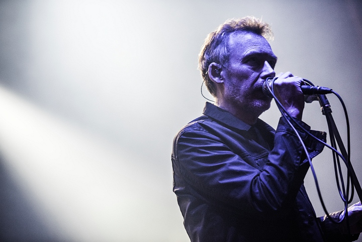 The Jesus and Mary Chain @ AB Brussel, picture 8, photographed by Luc Luyten - FrontView Magazine