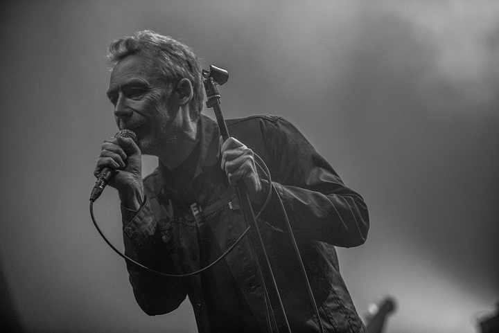The Jesus and Mary Chain @ AB Brussel, picture 15, photographed by Luc Luyten - FrontView Magazine