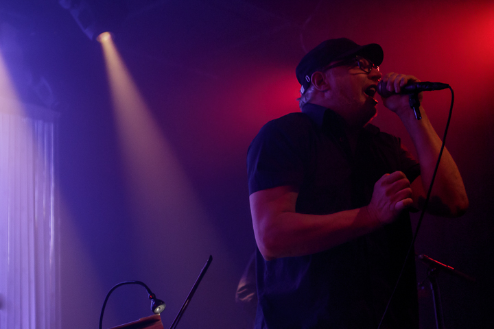 Stijn Meuris, CD Voorstelling 'Vigilant' @ AB Club, picture 10, photographed by Alex Wyckmans - FrontView Magazine
