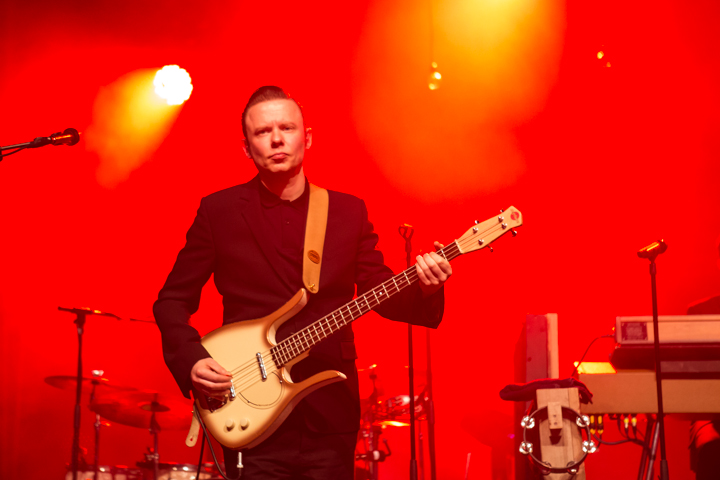 Hooverphonic-'In Wonderland Tour' @ Ancienne Belgique, picture 15, photographed by Dieter  Boone - FrontView Magazine