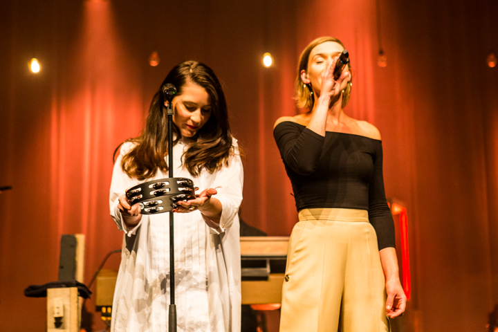Hooverphonic-'In Wonderland Tour' @ Ancienne Belgique, picture 17, photographed by Dieter  Boone - FrontView Magazine