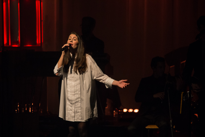 Hooverphonic-'In Wonderland Tour' @ Ancienne Belgique, picture 22, photographed by Dieter  Boone - FrontView Magazine