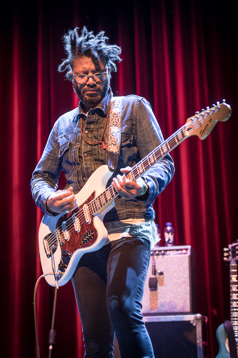 Meshell Ndegeocello + Roselien @ Het Depot, picture 16, photographed by Jan van Hecke - FrontView Magazine
