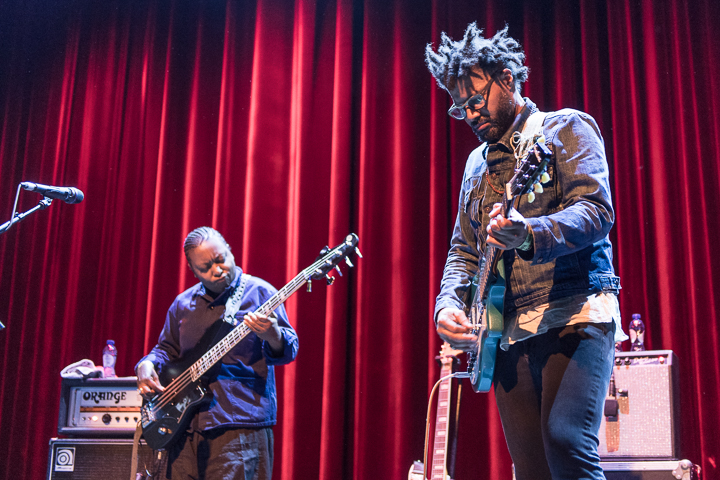 Meshell Ndegeocello + Roselien @ Het Depot, picture 17, photographed by Jan van Hecke - FrontView Magazine