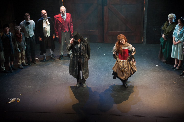 Première Oliver Twist @ Rode Zaal Fakkeltheater, foto 26, foto's door Goele Bormans - FrontView Magazine