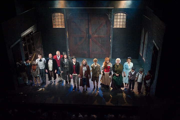 Première Oliver Twist @ Rode Zaal Fakkeltheater, foto 31, foto's door Goele Bormans - FrontView Magazine