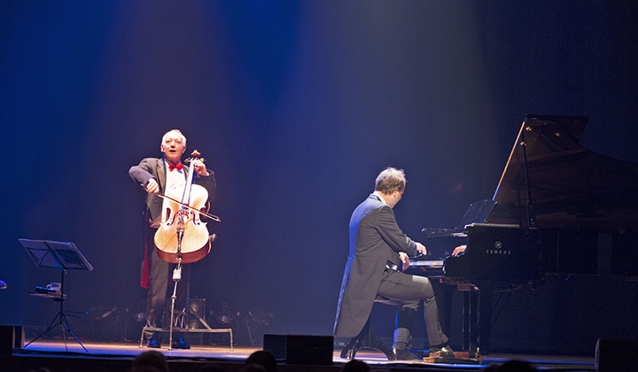 De Frivole Framboos @ De Roma, picture 1, photographed by dirk janssens - FrontView Magazine
