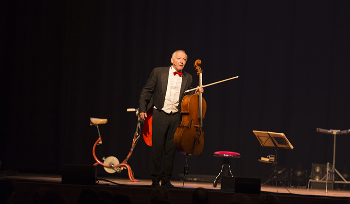 De Frivole Framboos @ De Roma, picture 4, photographed by dirk janssens - FrontView Magazine