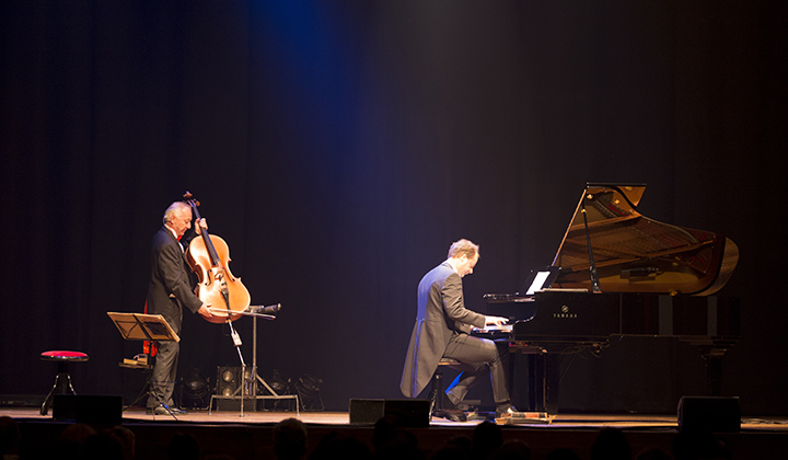 De Frivole Framboos @ De Roma, picture 7, photographed by dirk janssens - FrontView Magazine