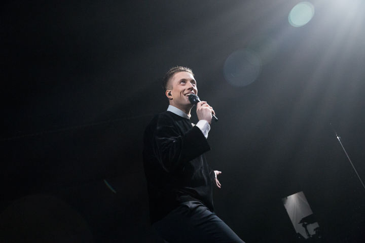 Loïc Nottet @ Ancienne Belgique, picture 4, photographed by Dorien Goetschalckx - FrontView Magazine