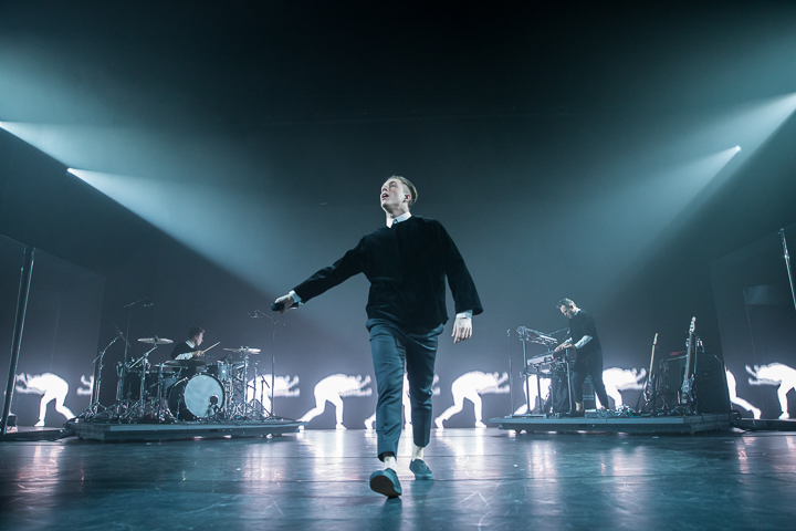 Loïc Nottet @ Ancienne Belgique, picture 8, photographed by Dorien Goetschalckx - FrontView Magazine
