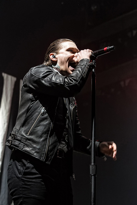Shinedown @ Sportpaleis, picture 8, photographed by Edwin Houdevelt - FrontView Magazine