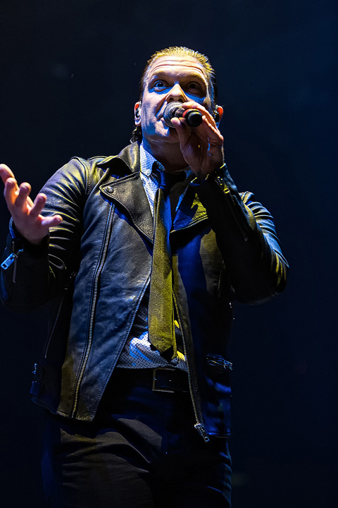 Shinedown @ Sportpaleis, picture 16, photographed by Edwin Houdevelt - FrontView Magazine