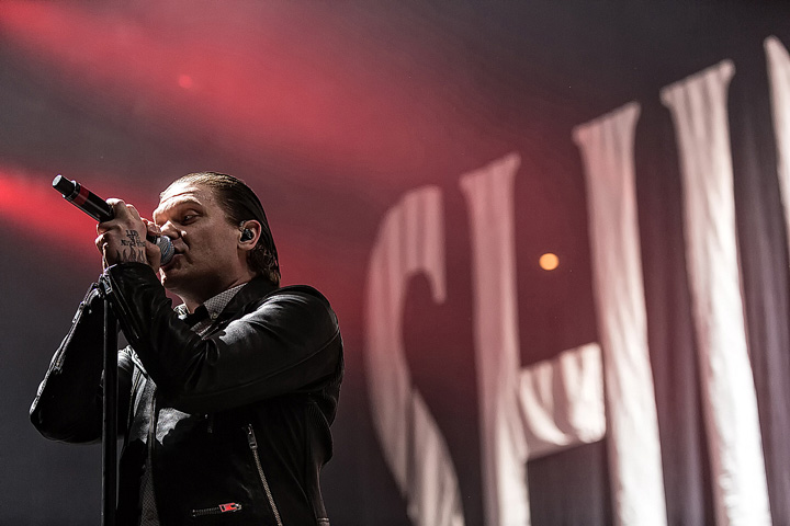 Shinedown @ Sportpaleis, picture 22, photographed by Edwin Houdevelt - FrontView Magazine
