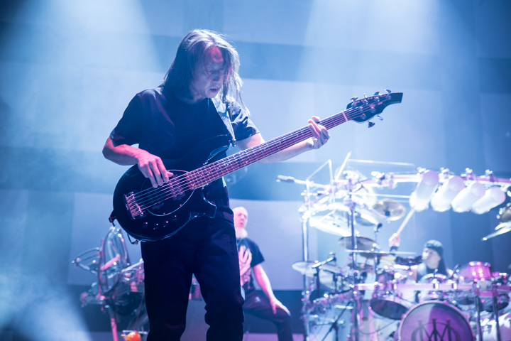 Dream Theater - Images, Words & Beyond @ Lotto Arena, picture 10, photographed by Tom Vanduffel - FrontView Magazine