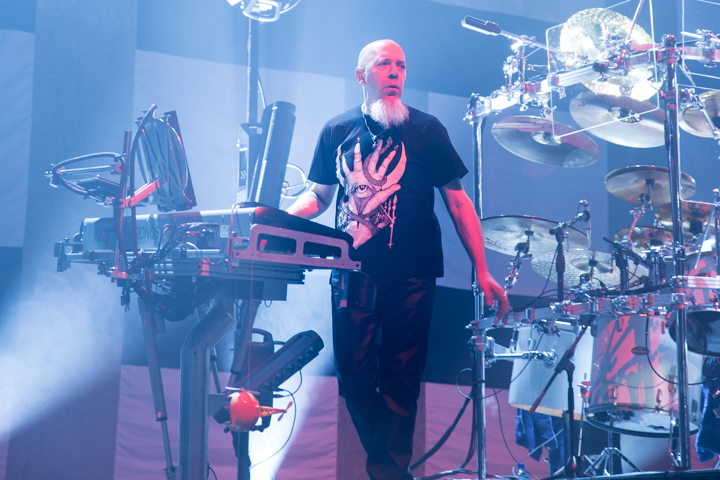 Dream Theater - Images, Words & Beyond @ Lotto Arena, picture 11, photographed by Tom Vanduffel - FrontView Magazine