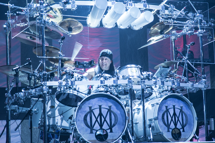 Dream Theater - Images, Words & Beyond @ Lotto Arena, picture 15, photographed by Tom Vanduffel - FrontView Magazine