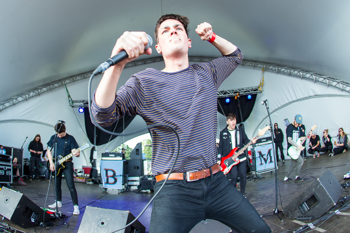 Boston Manor @ Groezrock 2017, picture 3, photographed by Dorien Goetschalckx - FrontView Magazine