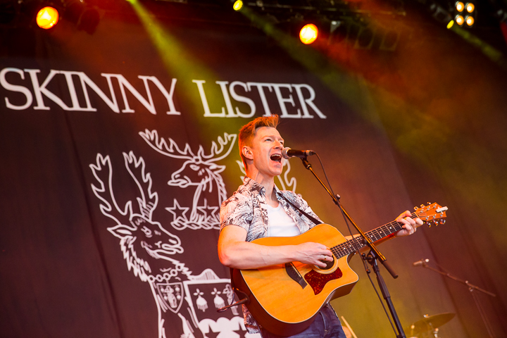 Skinny Lister @ Groezrock 2017, foto 6, foto's door Dorien Goetschalckx - FrontView Magazine