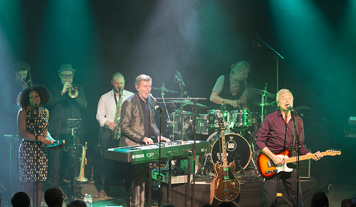 Soulsister @ De Casino, picture 16, photographed by dirk janssens - FrontView Magazine