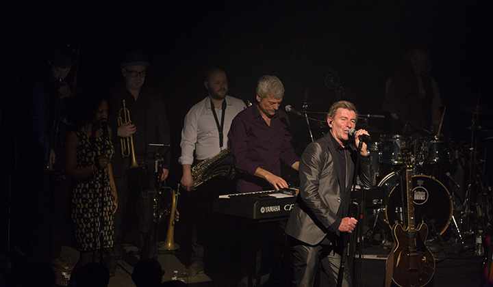 Soulsister @ De Casino, picture 19, photographed by dirk janssens - FrontView Magazine
