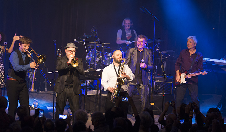 Soulsister @ De Casino, picture 22, photographed by dirk janssens - FrontView Magazine