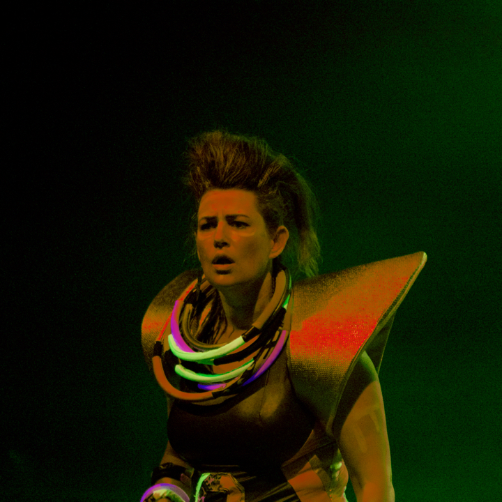 Kenji Minogue @ Vooruit, picture 8, photographed by Bart Baevegems - FrontView Magazine