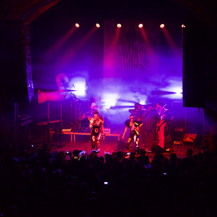 Kenji Minogue @ Vooruit, picture 10, photographed by Bart Baevegems - FrontView Magazine