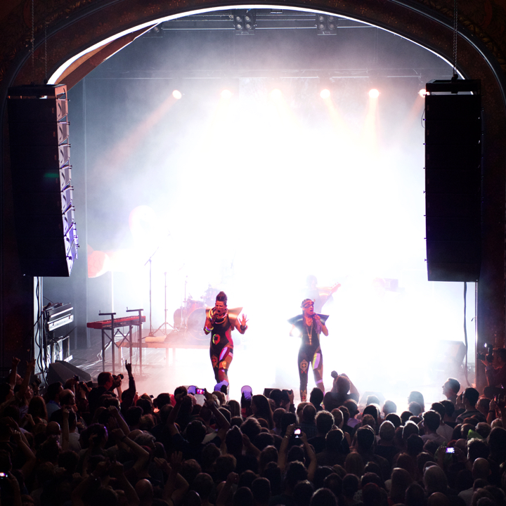 Kenji Minogue @ Vooruit, picture 13, photographed by Bart Baevegems - FrontView Magazine