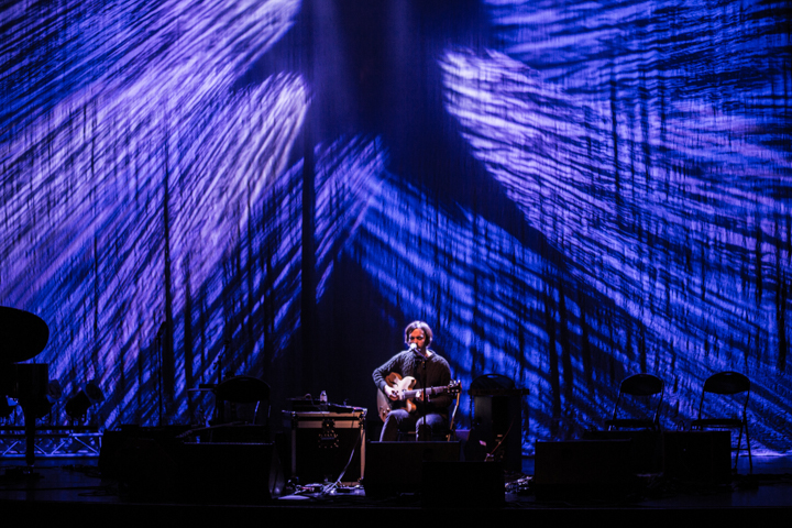 Will Samson & ILLUMININE @ Het Depot, picture 2, photographed by Raf Degeest - FrontView Magazine