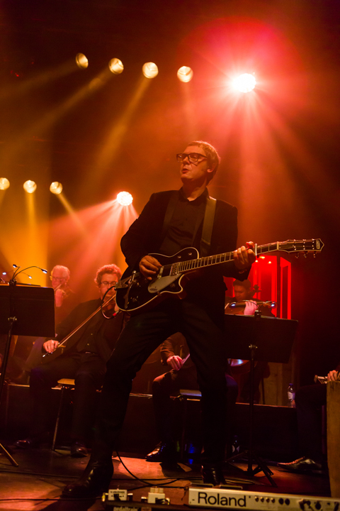 Hooverphonic @ Het Depot, picture 10, photographed by Kristof Hayen - FrontView Magazine