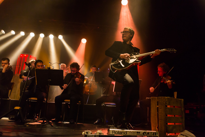 Hooverphonic @ Het Depot, picture 17, photographed by Kristof Hayen - FrontView Magazine