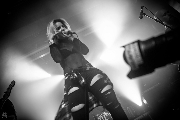 The Charm the Fury @ Club de B Torhout, picture 12, photographed by Luc Luyten - FrontView Magazine