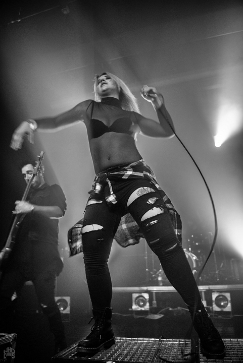 The Charm the Fury @ Club de B Torhout, picture 15, photographed by Luc Luyten - FrontView Magazine