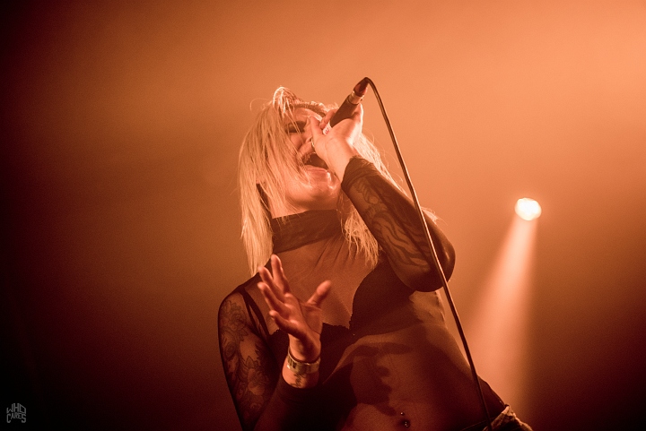 The Charm the Fury @ Club de B Torhout, picture 30, photographed by Luc Luyten - FrontView Magazine
