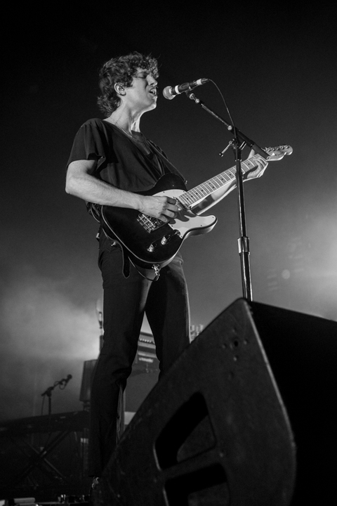 The Kooks @ 013, picture 3, photographed by Erwin Evrard - FrontView Magazine