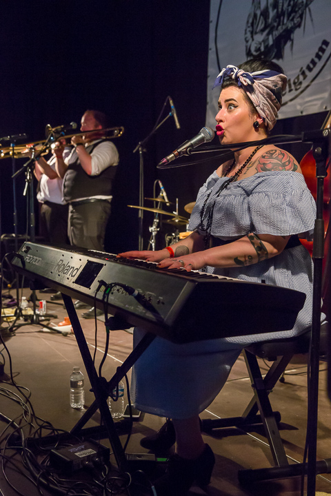 Davina & the Vagabonds (USA) @ Duvelblues, picture 17, photographed by Marc Verdonck - FrontView Magazine